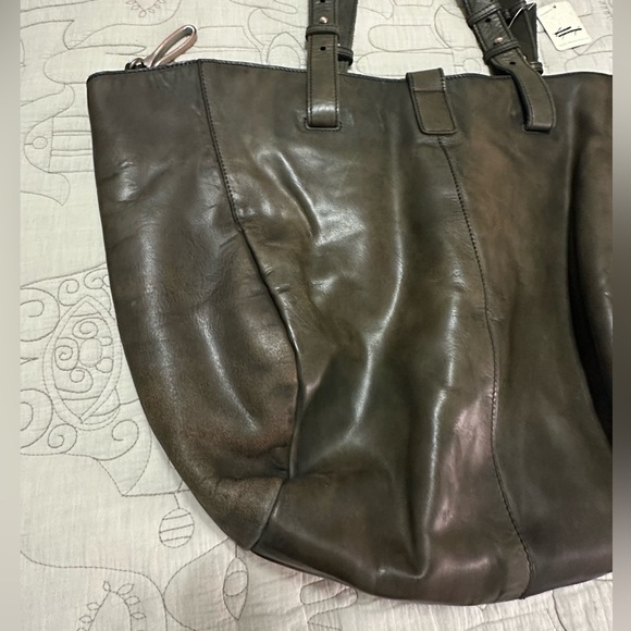 NWT We The Free Echo Leather Tote Adjustable Strap Dark Olive - Picture 12 of 15